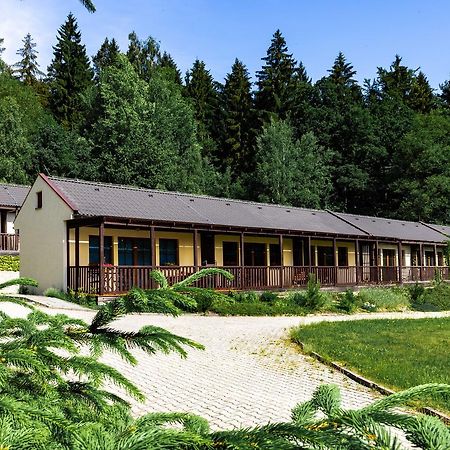 Resort Lesni Lazne Zvánovice Extérieur photo
